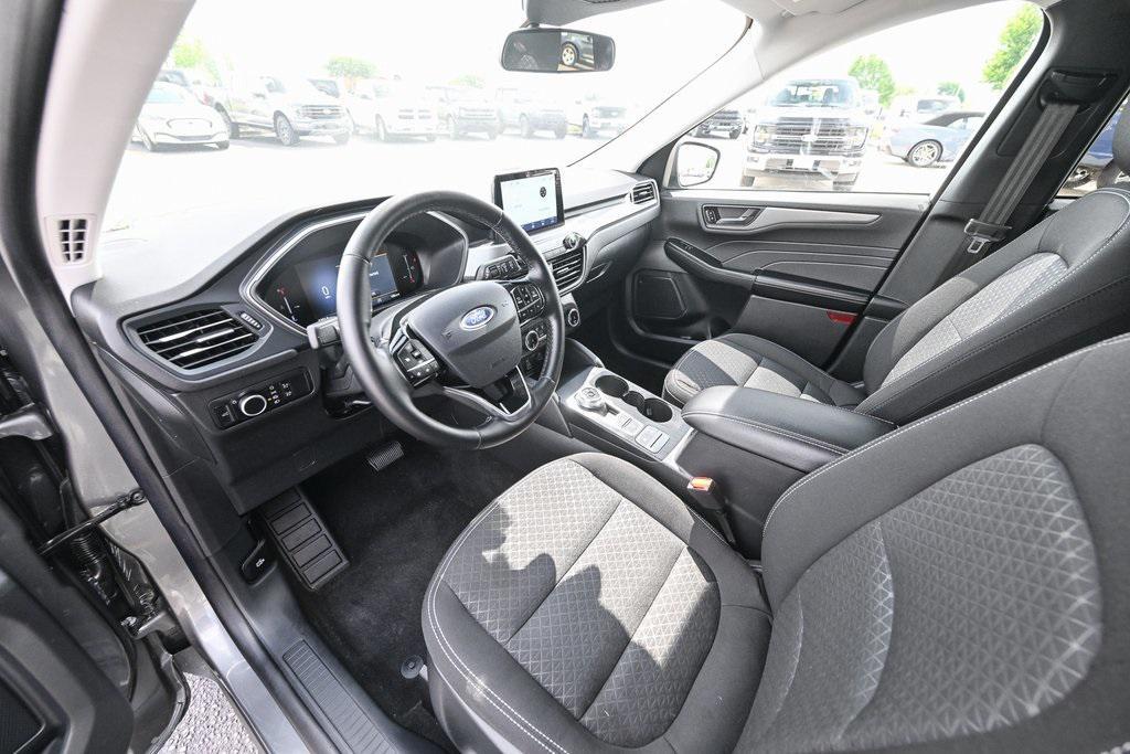 new 2025 Ford Escape car, priced at $26,749