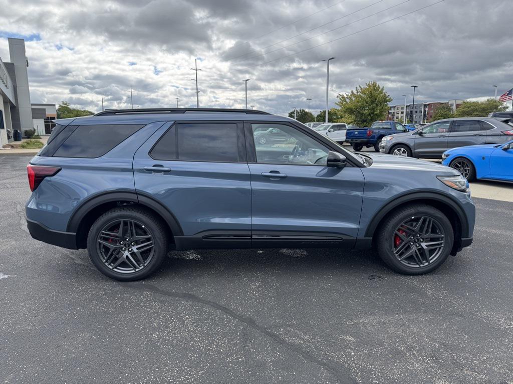 new 2025 Ford Explorer car, priced at $59,744