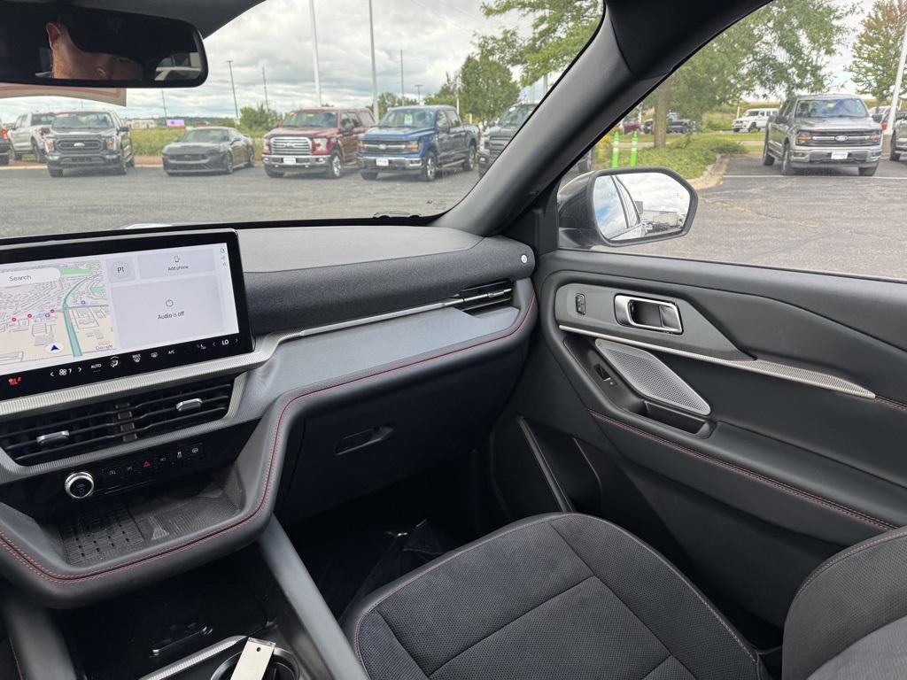 new 2025 Ford Explorer car, priced at $59,744