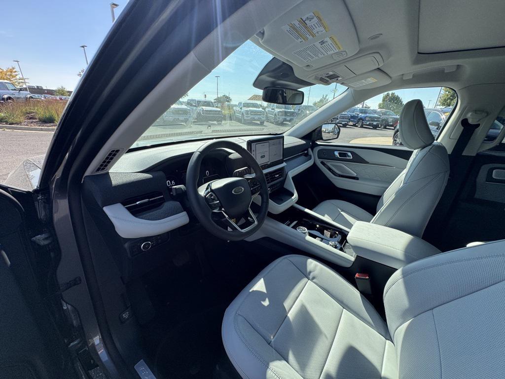 new 2025 Ford Explorer car, priced at $59,800