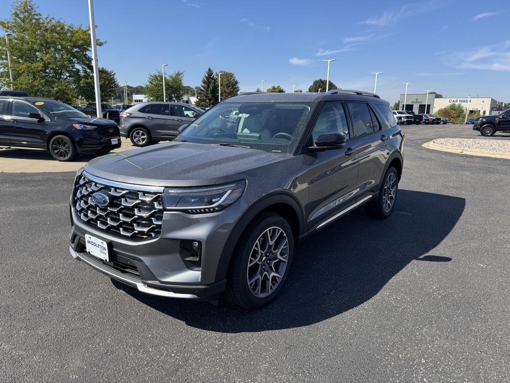 new 2025 Ford Explorer car, priced at $59,800