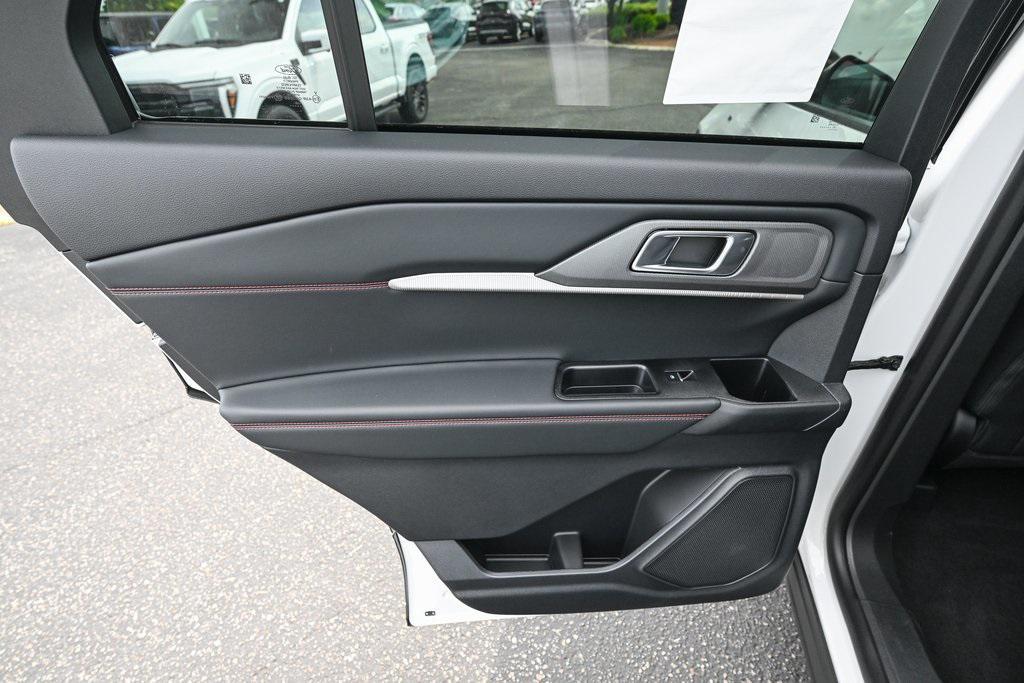 new 2025 Ford Explorer car, priced at $47,491