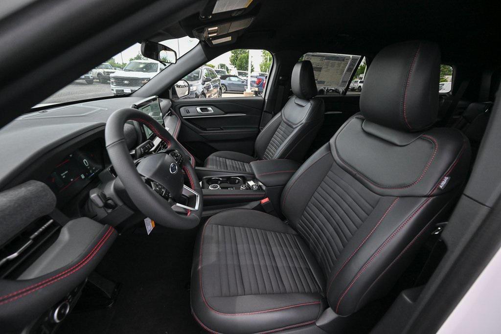 new 2025 Ford Explorer car, priced at $47,491