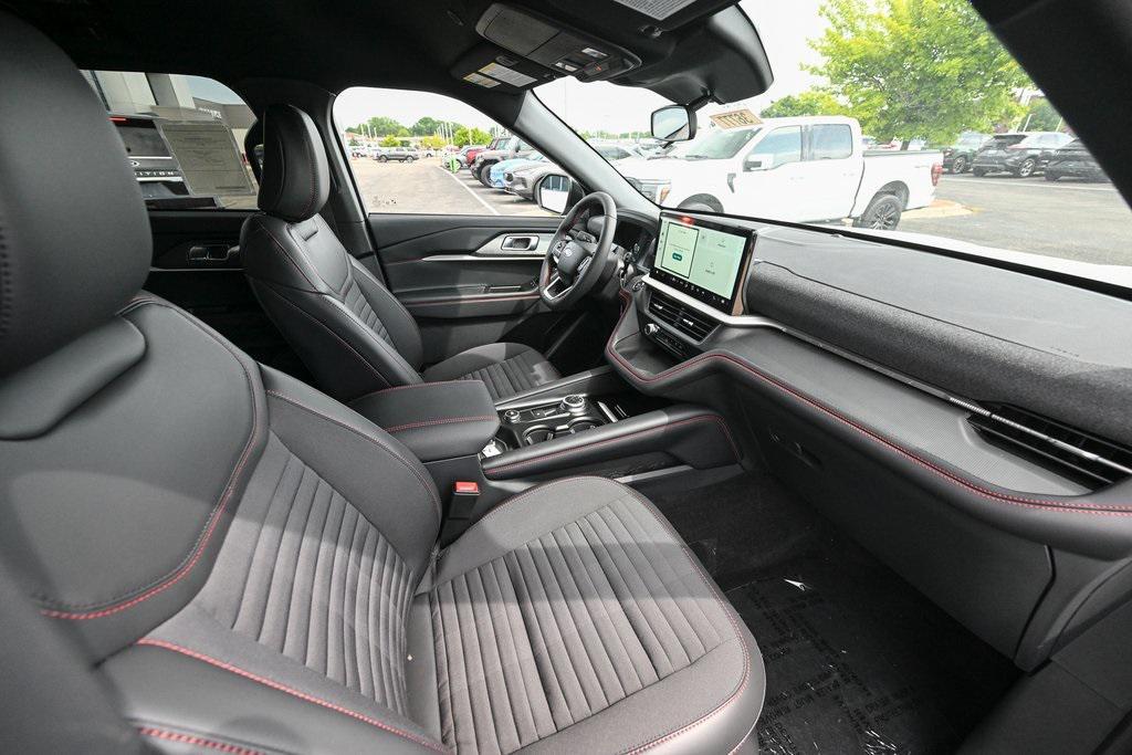 new 2025 Ford Explorer car, priced at $47,491
