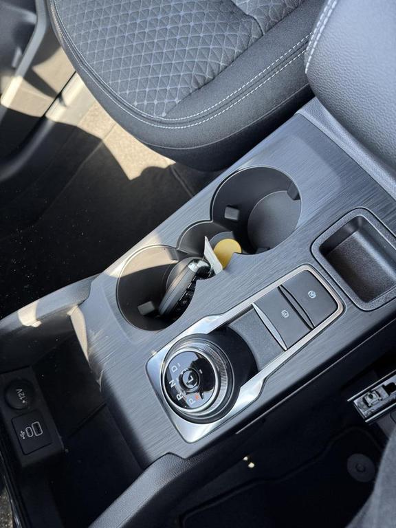 new 2025 Ford Escape car, priced at $30,562