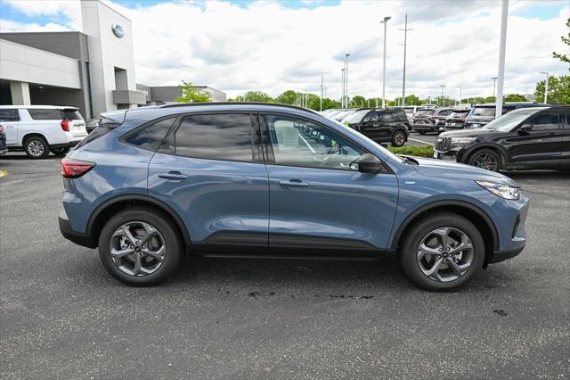 new 2025 Ford Escape car, priced at $36,118