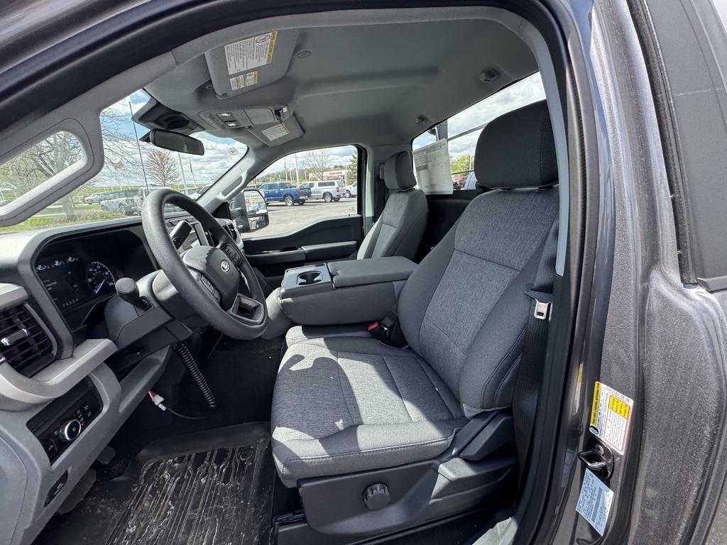 new 2024 Ford F-350 car, priced at $57,794