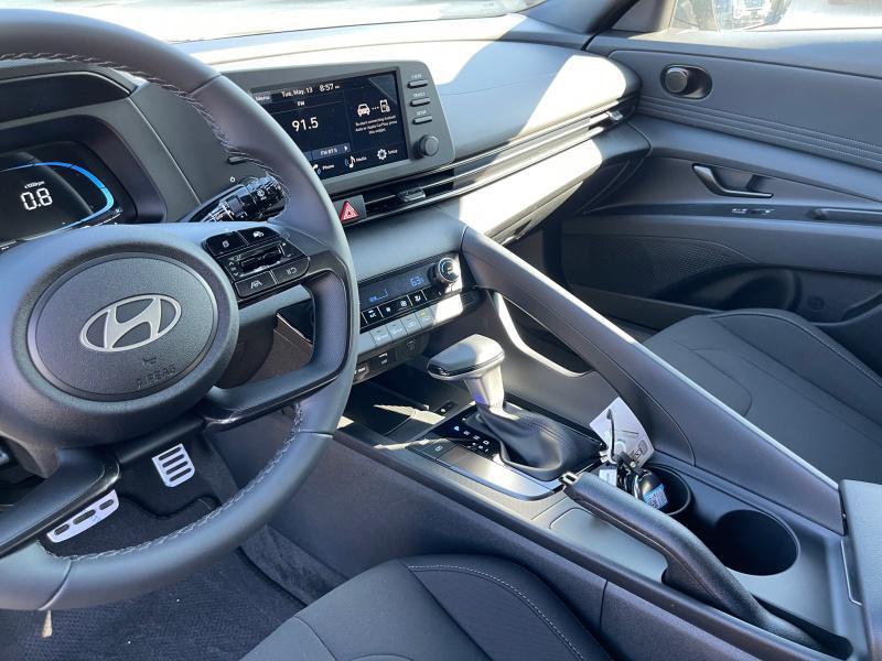 new 2025 Hyundai Elantra car, priced at $25,409