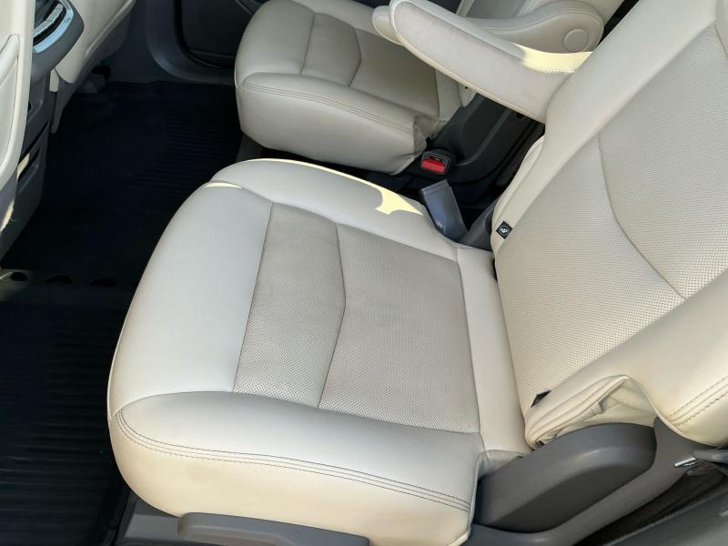 used 2021 Cadillac XT6 car, priced at $23,995