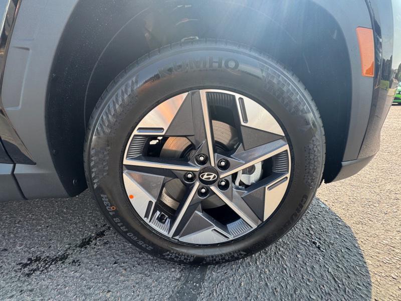 new 2025 Hyundai Tucson car, priced at $37,569