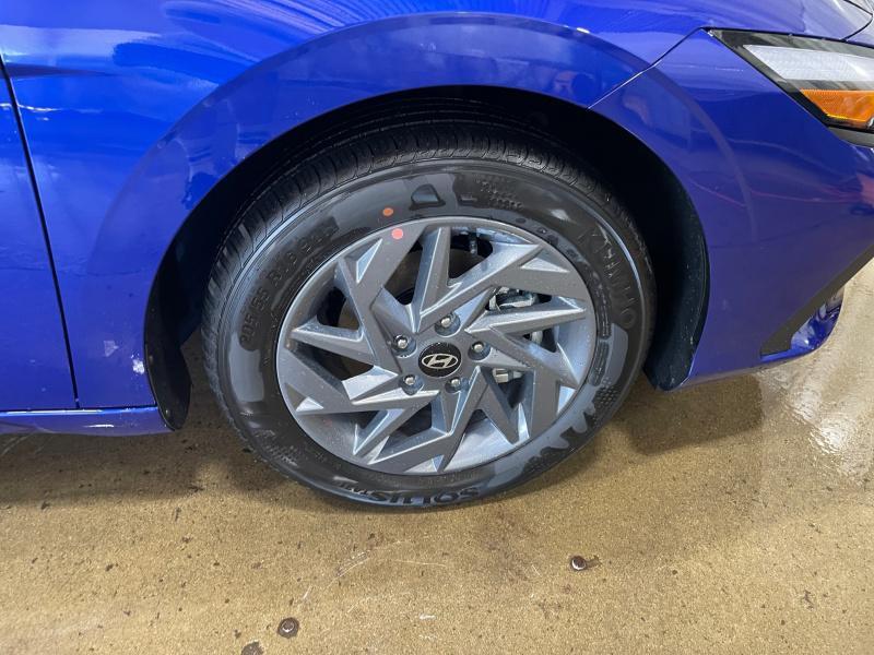 new 2025 Hyundai ELANTRA HEV car, priced at $27,179