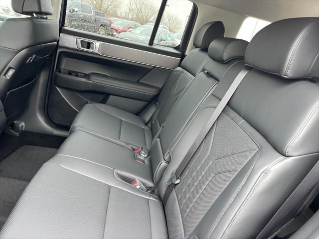 new 2025 Hyundai Santa Fe car, priced at $41,129
