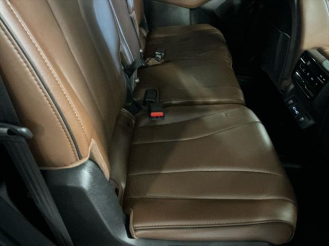 used 2022 Acura MDX car, priced at $44,995