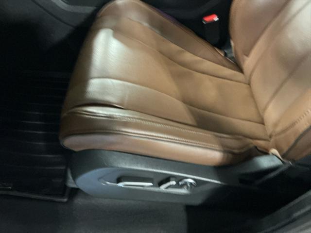 used 2022 Acura MDX car, priced at $44,995