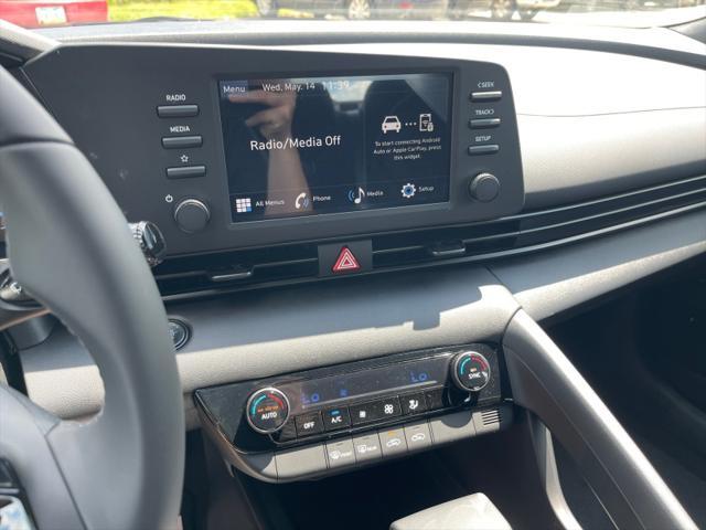 new 2025 Hyundai Elantra car, priced at $25,909