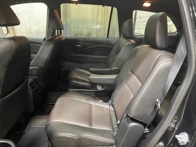 used 2022 Honda Pilot car, priced at $38,995