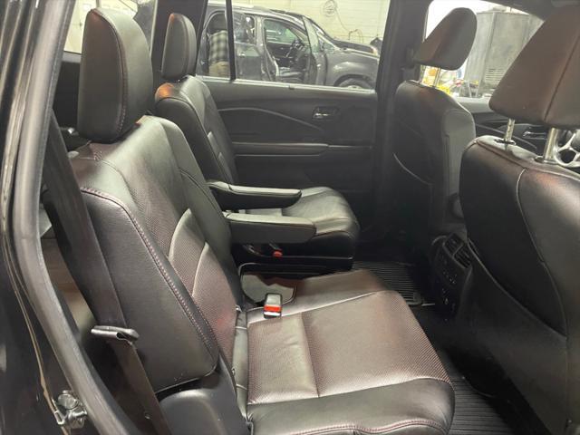 used 2022 Honda Pilot car, priced at $38,995