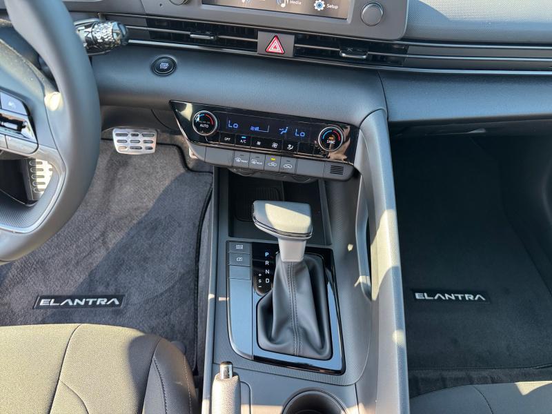 new 2025 Hyundai Elantra car, priced at $25,489