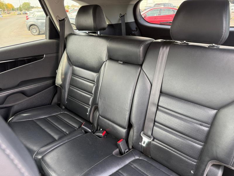 used 2019 Kia Sorento car, priced at $12,995