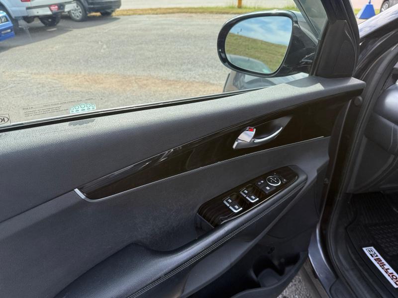 used 2019 Kia Sorento car, priced at $12,995