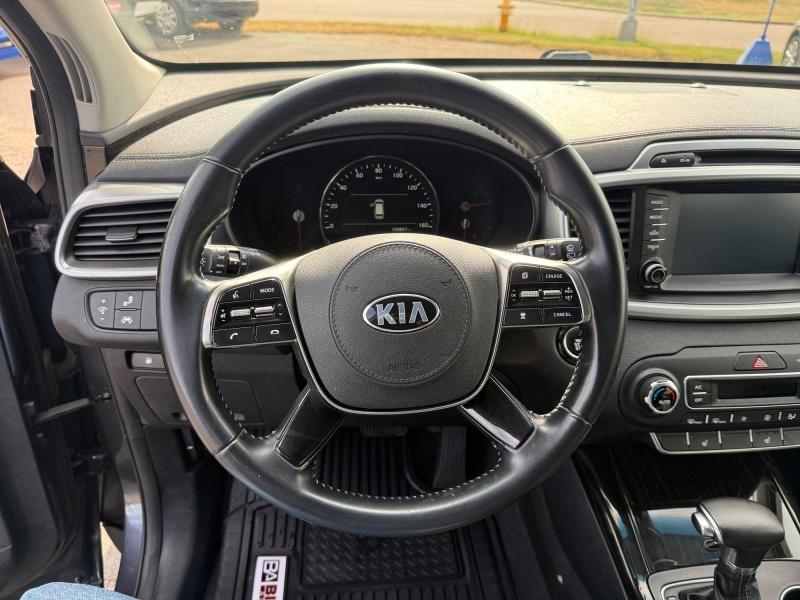 used 2019 Kia Sorento car, priced at $12,995
