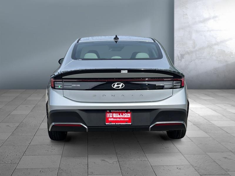new 2025 Hyundai Sonata car, priced at $26,114