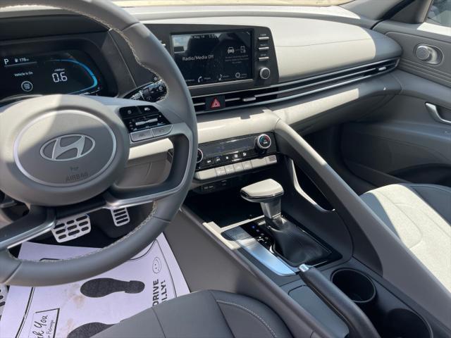 new 2025 Hyundai Elantra car, priced at $25,409