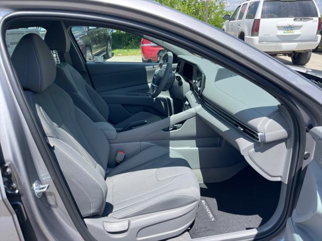 new 2025 Hyundai Elantra car, priced at $25,409