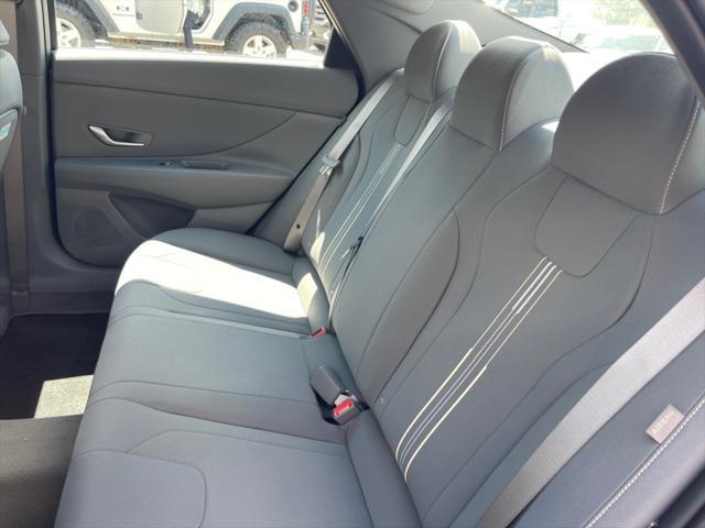 new 2025 Hyundai Elantra car, priced at $25,409