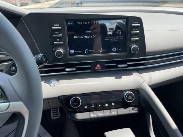 new 2025 Hyundai Elantra car, priced at $25,409