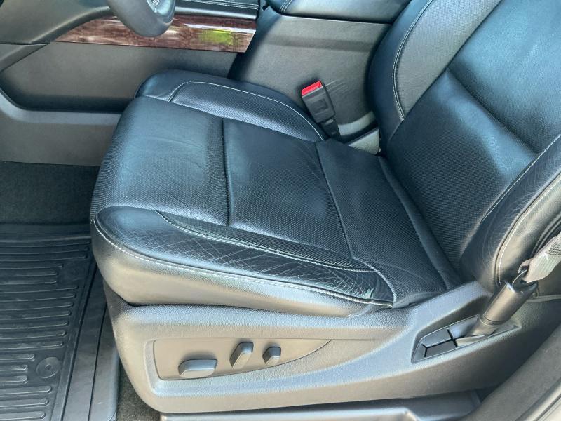 used 2016 GMC Yukon car, priced at $24,995