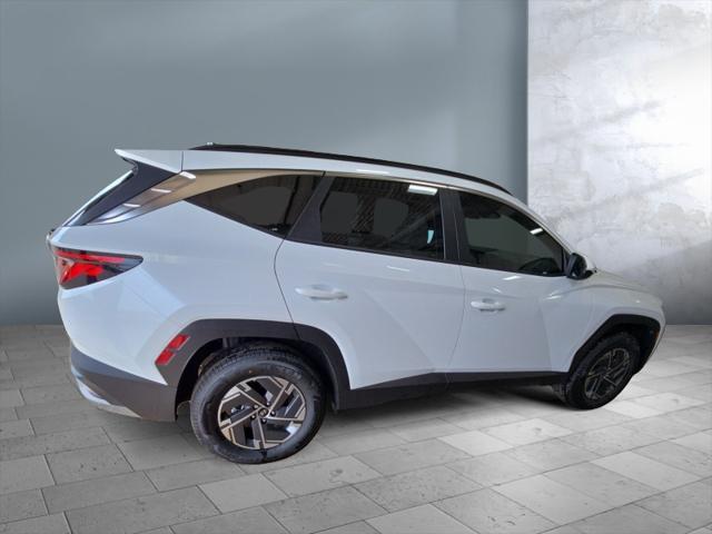 new 2025 Hyundai TUCSON Hybrid car, priced at $35,249