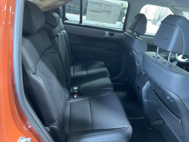 new 2025 Hyundai Santa Fe car, priced at $40,914