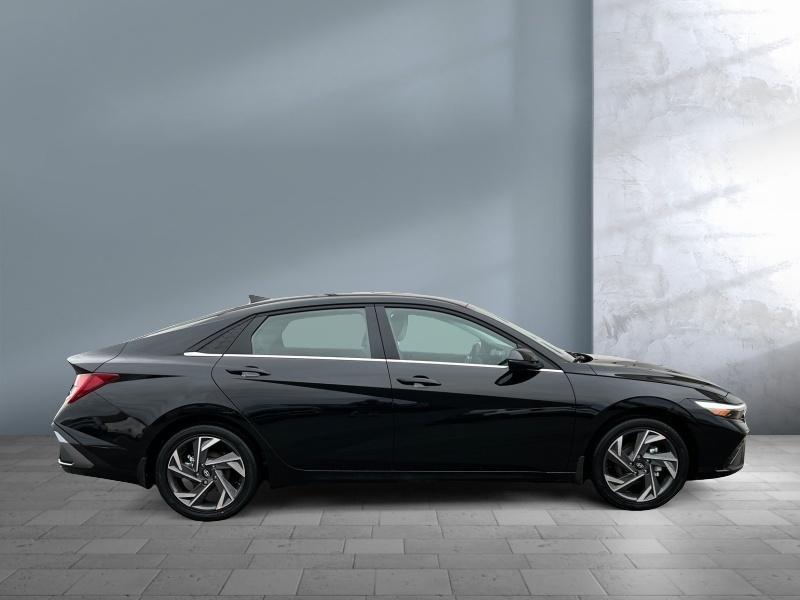 new 2024 Hyundai Elantra HEV car, priced at $31,609