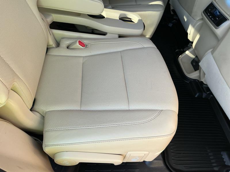 used 2018 Toyota Highlander car, priced at $27,995
