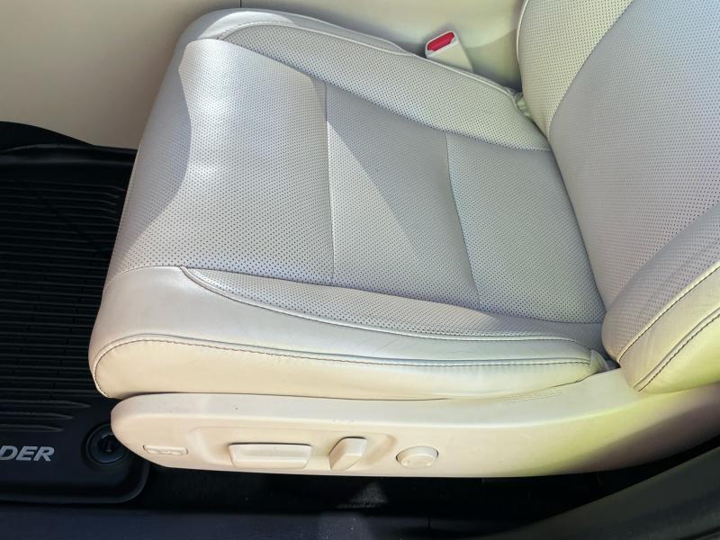 used 2018 Toyota Highlander car, priced at $27,995