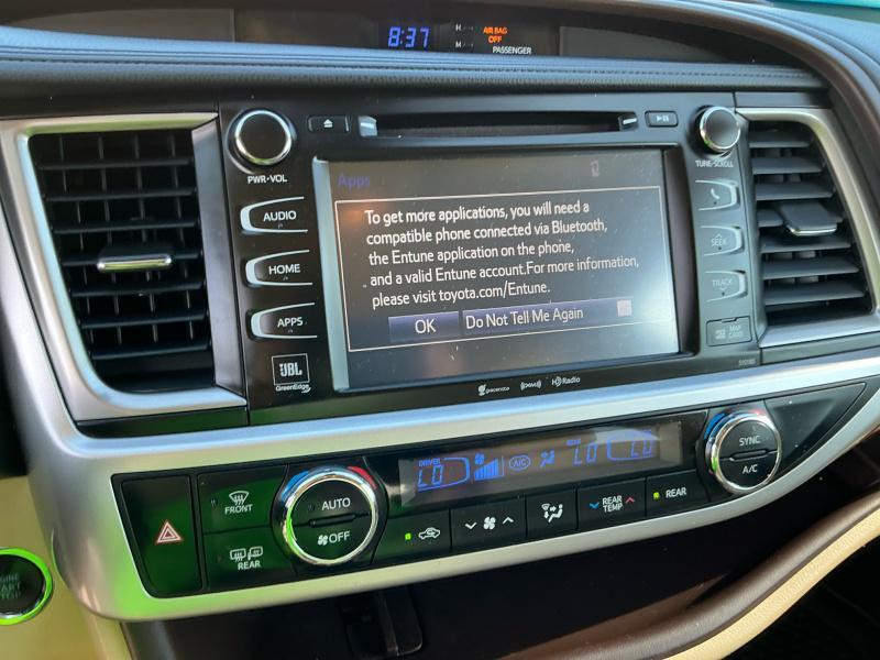 used 2018 Toyota Highlander car, priced at $27,995