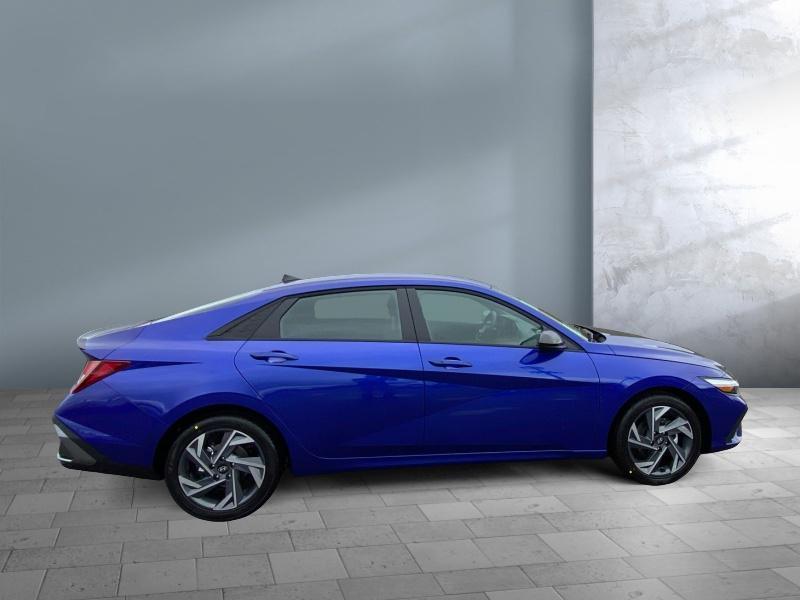 new 2025 Hyundai Elantra car, priced at $22,559