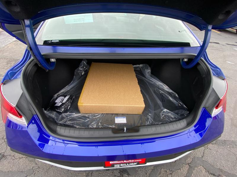 new 2025 Hyundai Elantra car, priced at $22,559