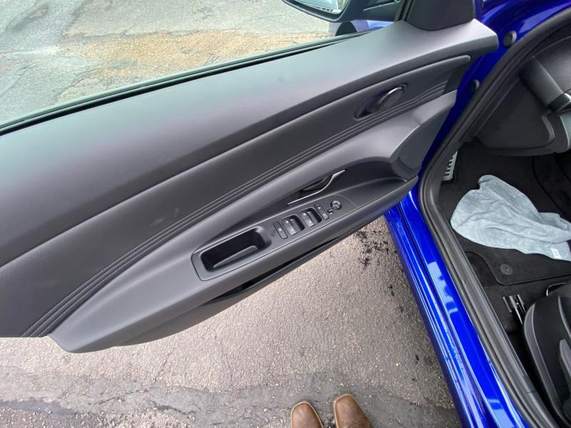 new 2025 Hyundai Elantra car, priced at $22,559
