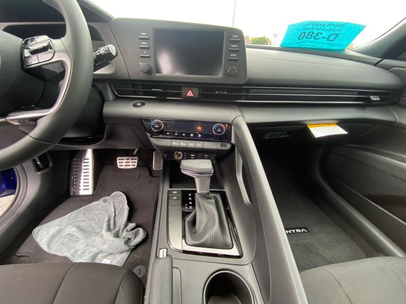 new 2025 Hyundai Elantra car, priced at $22,559