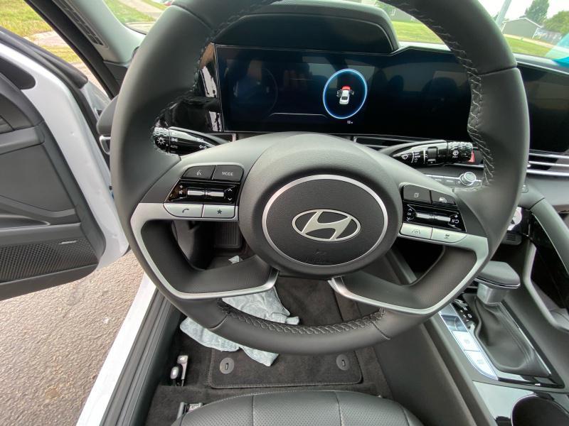 new 2025 Hyundai Elantra car, priced at $26,529