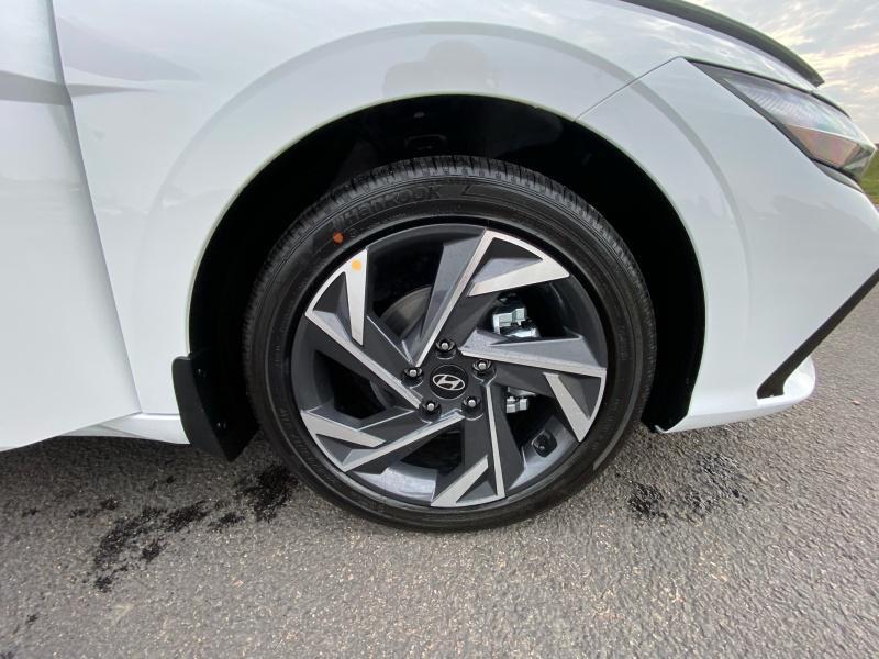 new 2025 Hyundai Elantra car, priced at $26,529