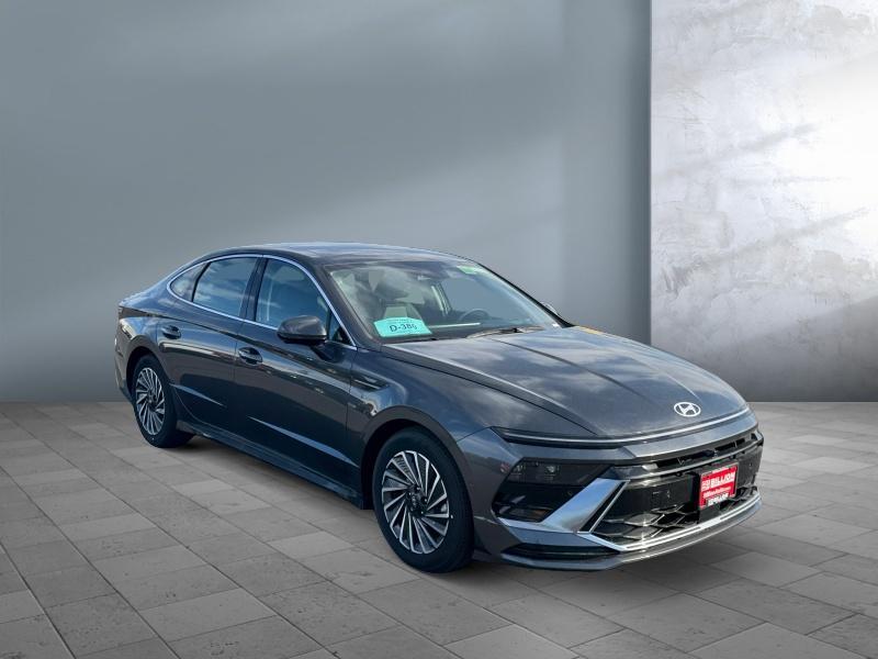 new 2025 Hyundai Sonata Hybrid car, priced at $37,047