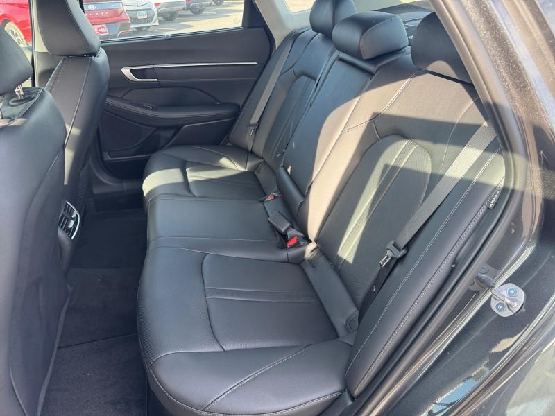 new 2025 Hyundai Sonata Hybrid car, priced at $37,047