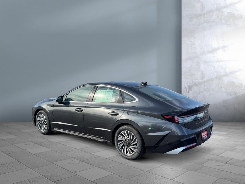 new 2025 Hyundai Sonata Hybrid car, priced at $37,047