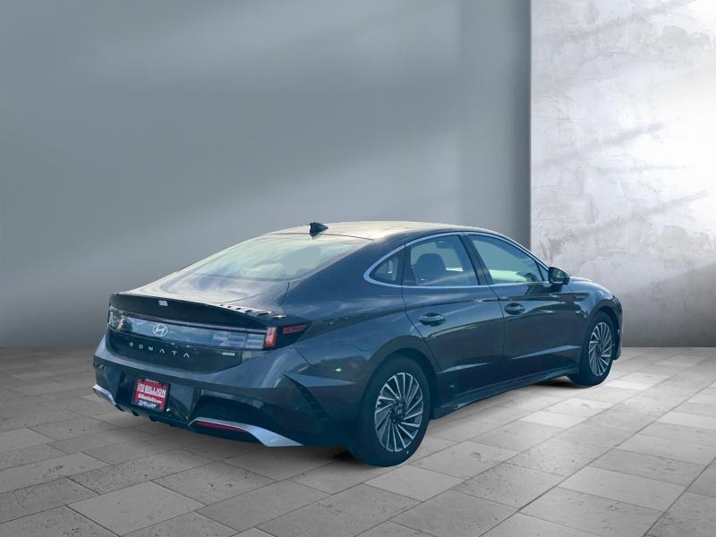 new 2025 Hyundai Sonata Hybrid car, priced at $37,047