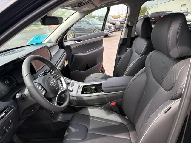 new 2025 Hyundai Palisade car, priced at $44,544