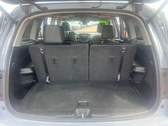 used 2022 Honda Pilot car, priced at $36,995