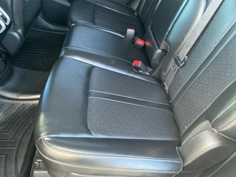 used 2022 Kia Sorento car, priced at $24,995